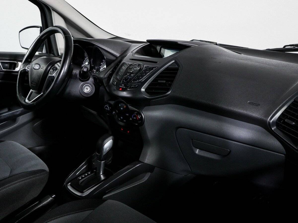 Ford EcoSport с пробегом — 2015 год. Фото: #6