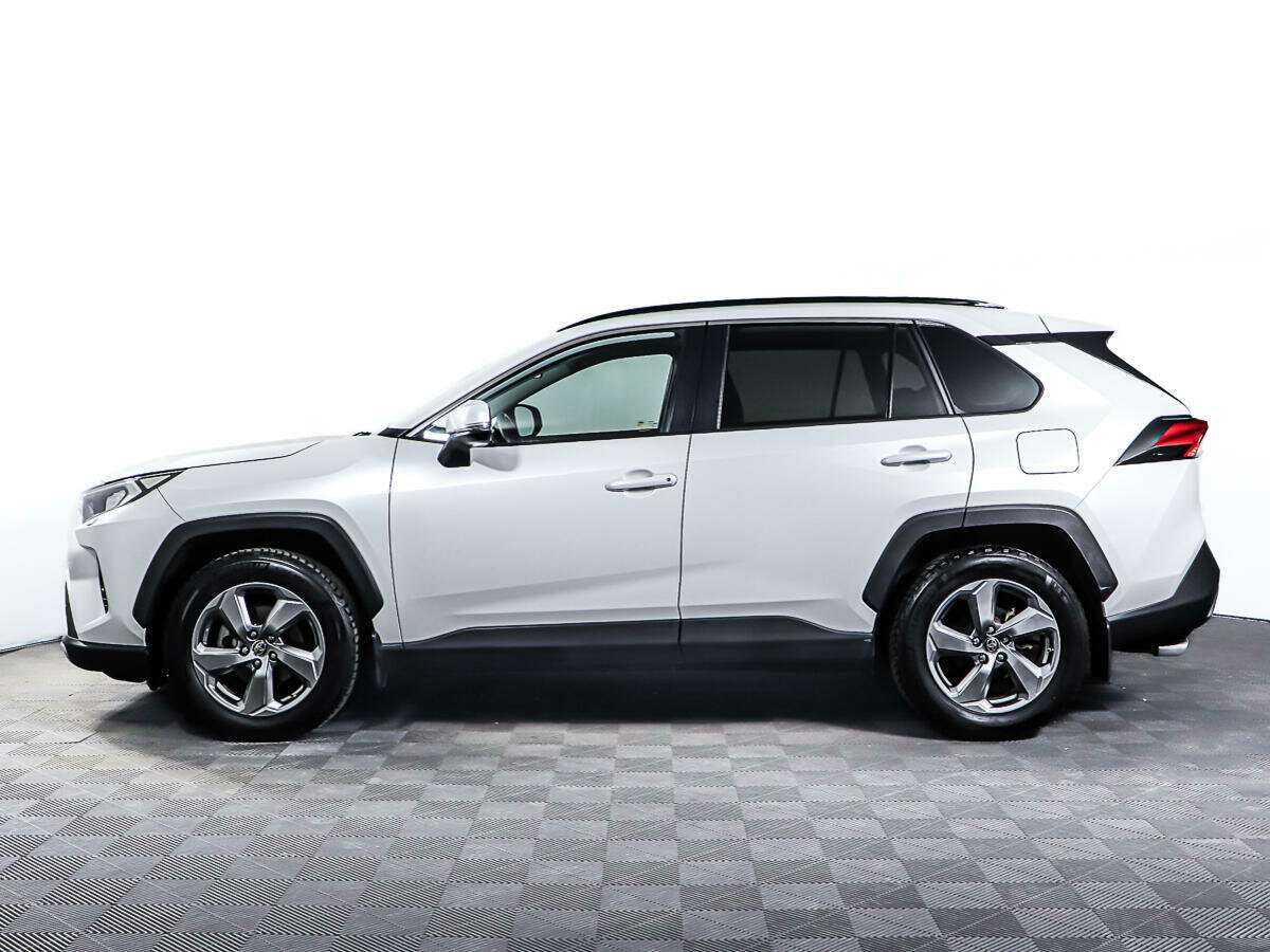 Toyota RAV4 с пробегом — 2019 год. Фото: #7