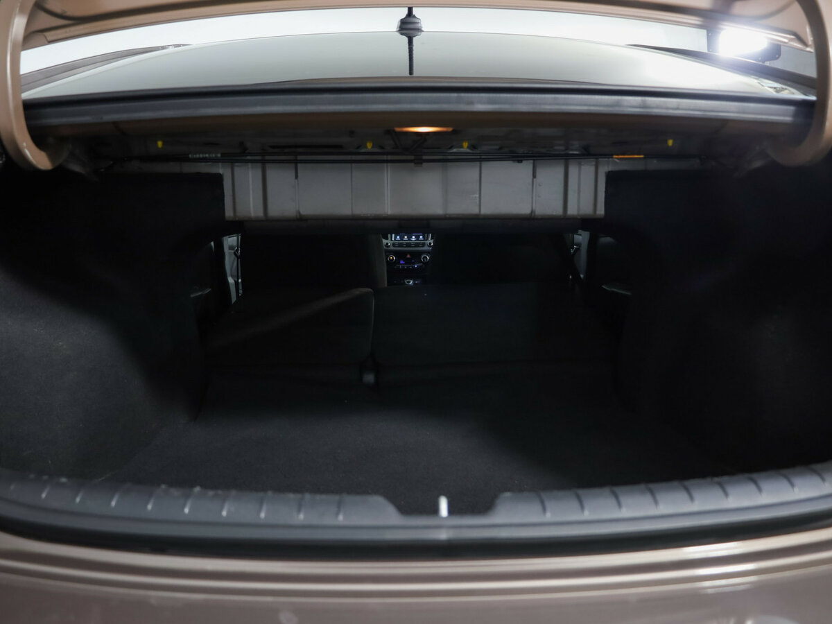 Hyundai Solaris с пробегом — 2019 год. Фото: #23