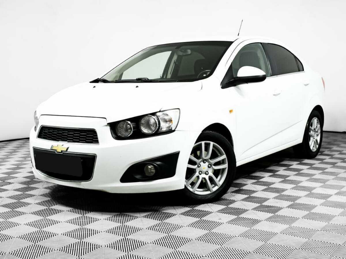 Chevrolet Aveo с пробегом — 2014 год. Фото: #0