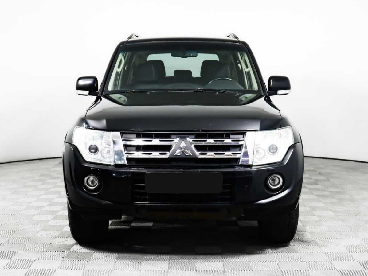 Mitsubishi Pajero с пробегом — 2013 год. Фото: #1