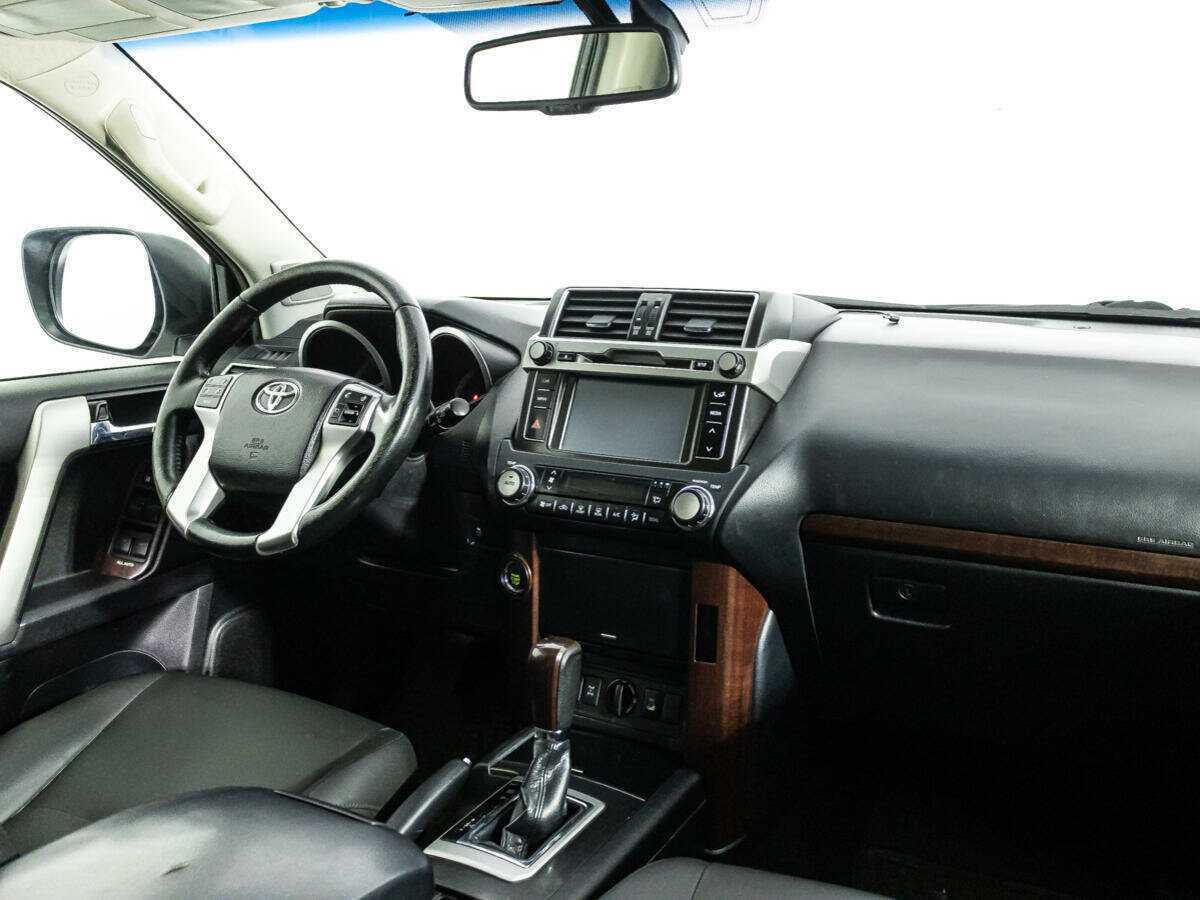 Toyota Land Cruiser Prado с пробегом — 2014 год. Фото: #7
