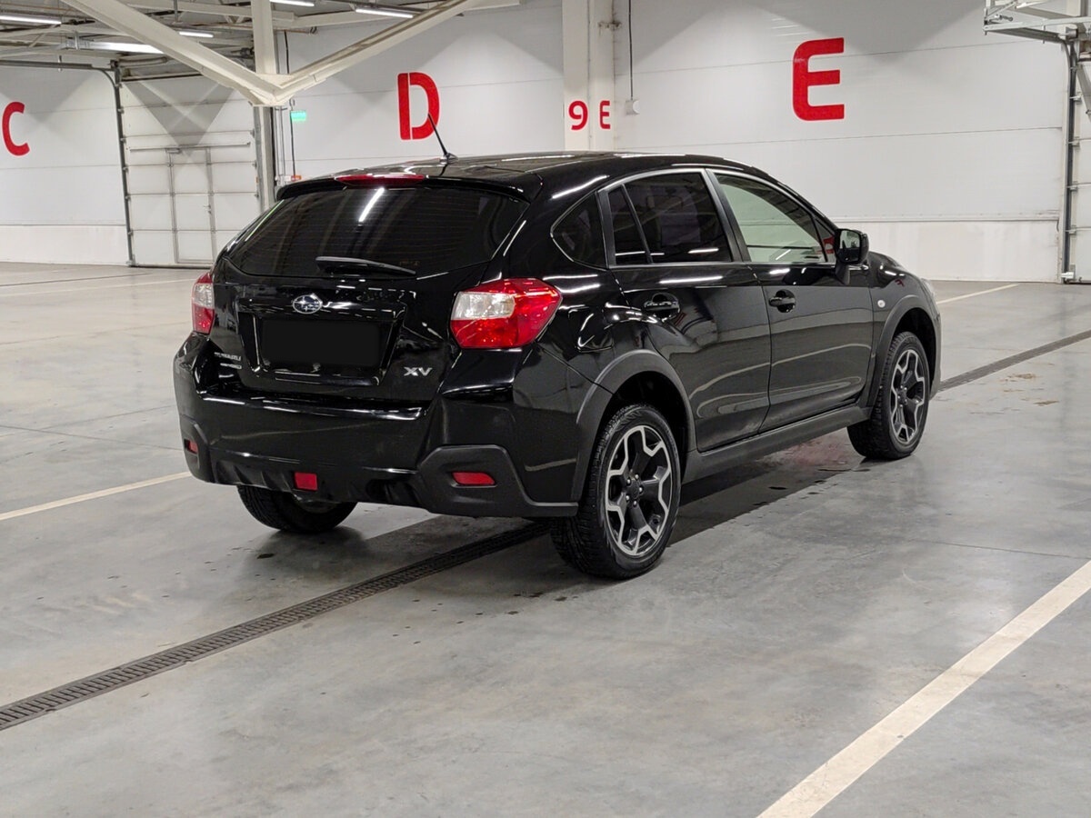 Subaru XV с пробегом — 2014 год. Фото: #4