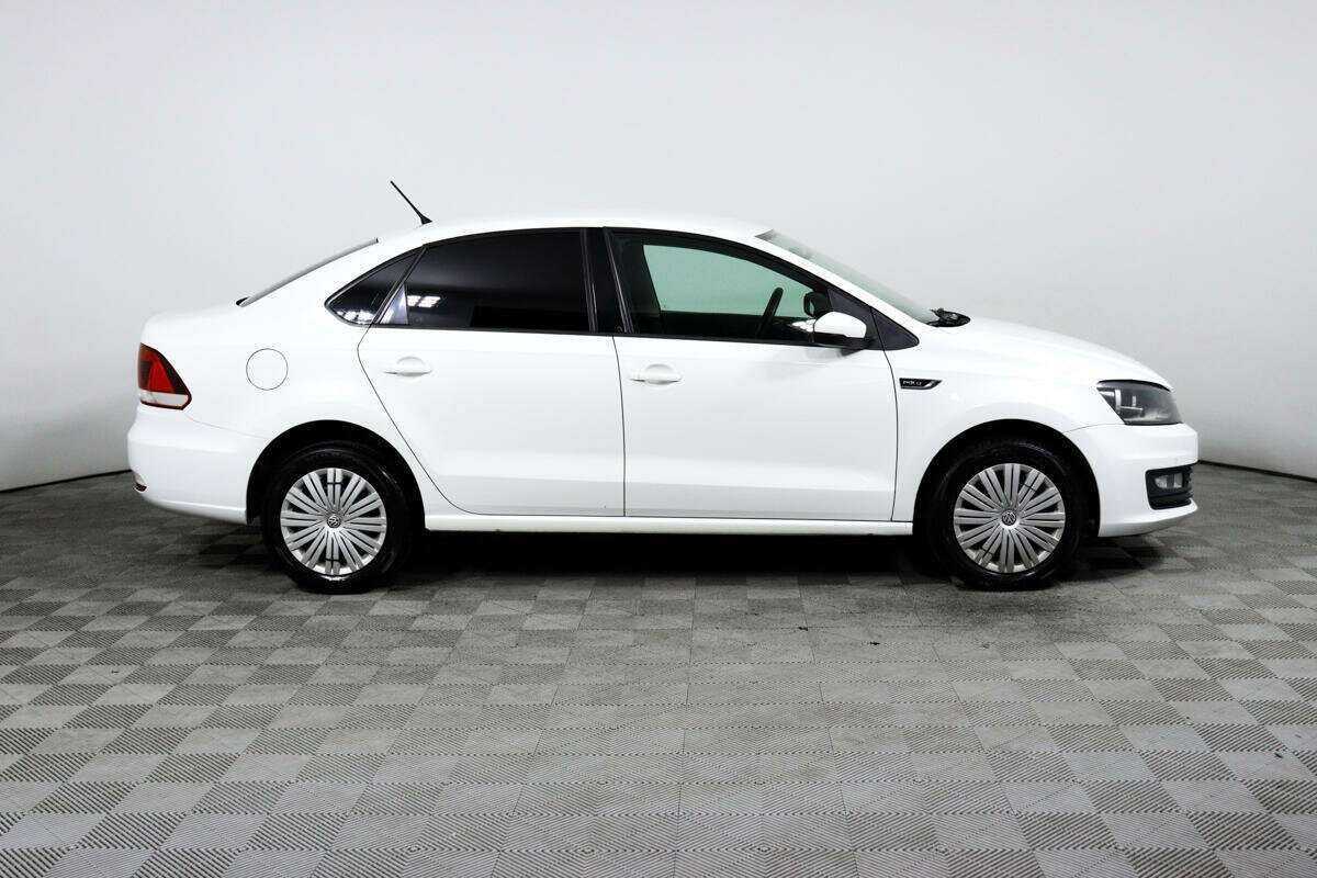 Volkswagen Polo с пробегом — 2016 год. Фото: #3