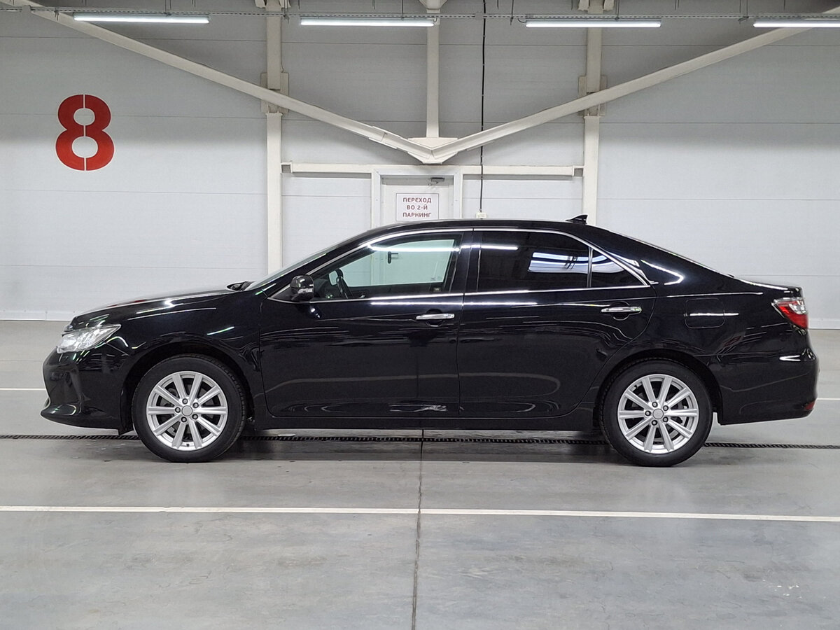 Toyota Camry с пробегом — 2014 год. Фото: #7