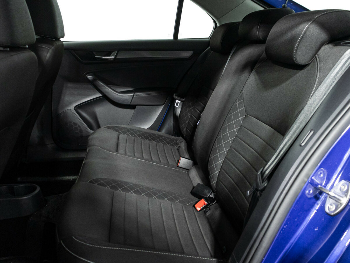 Skoda Rapid с пробегом — 2019 год. Фото: #9