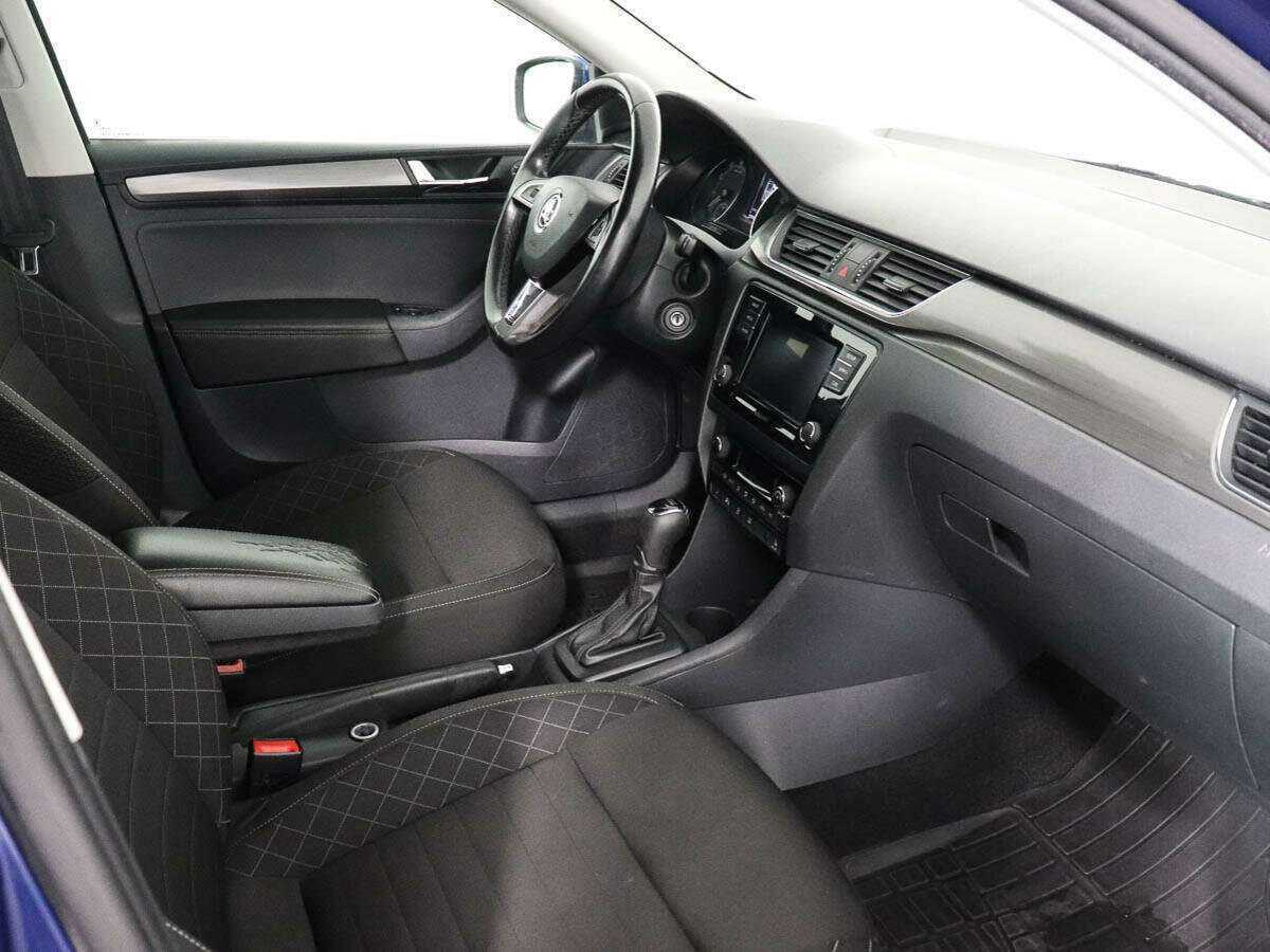 Skoda Rapid с пробегом — 2018 год. Фото: #6