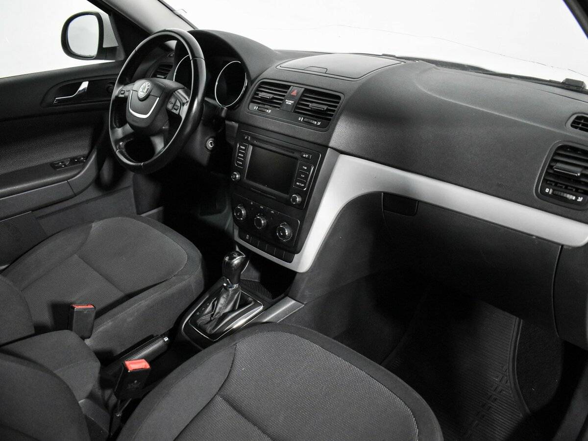 Skoda Yeti с пробегом — 2013 год. Фото: #10