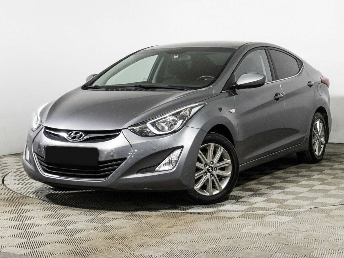 Hyundai Elantra с пробегом — 2015 год. Фото: #0