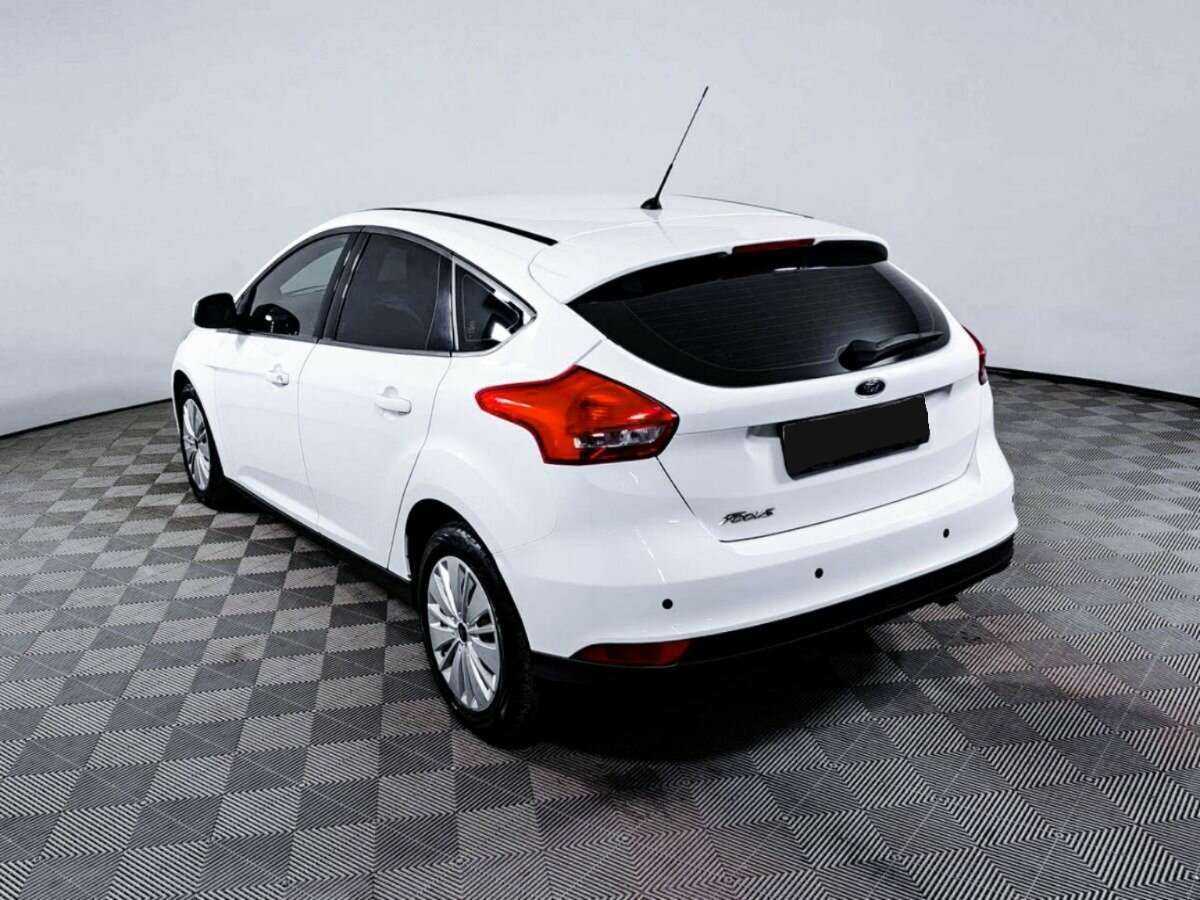 Ford Focus с пробегом — 2015 год. Фото: #6