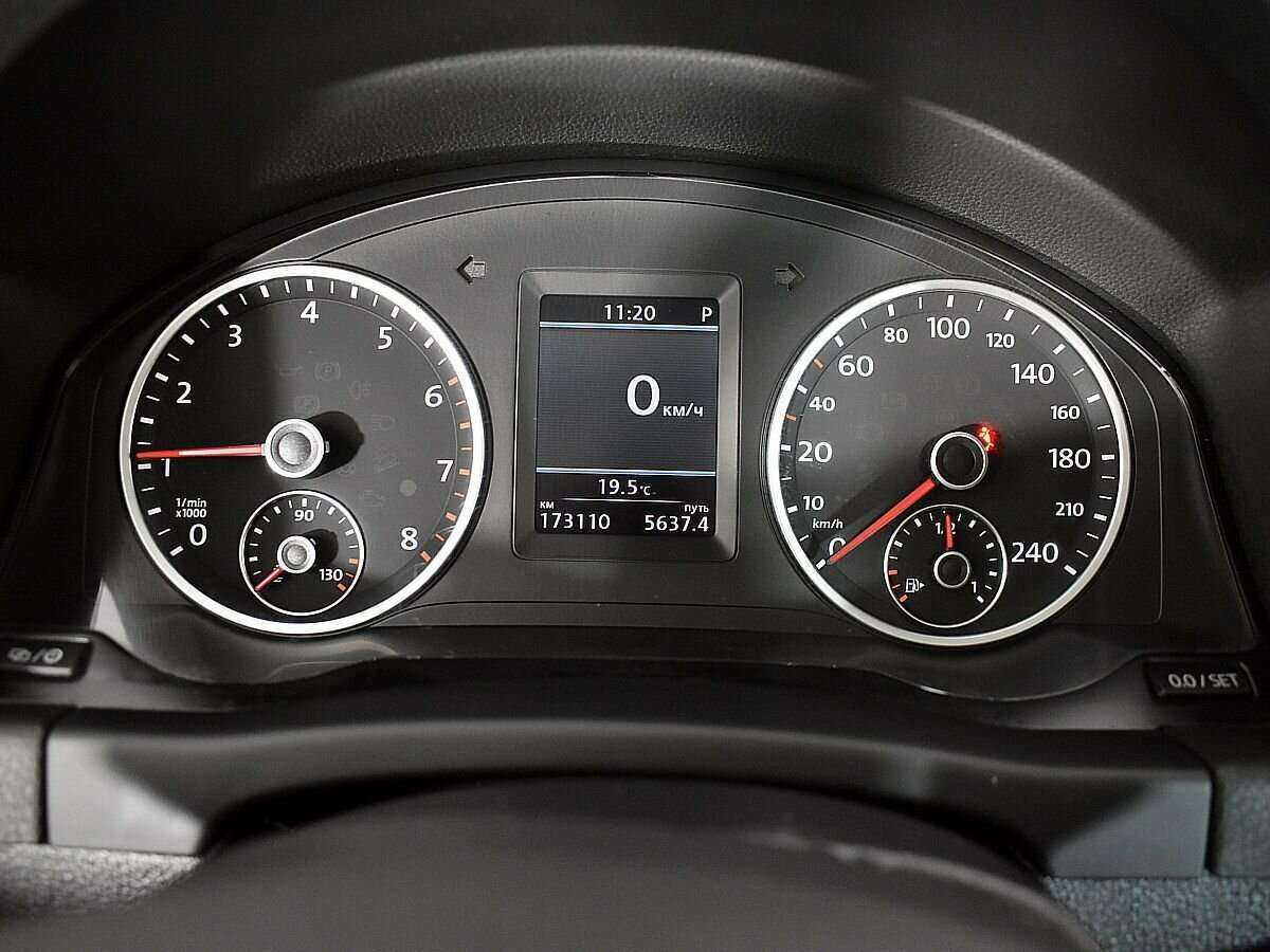 Volkswagen Tiguan с пробегом — 2012 год. Фото: #11
