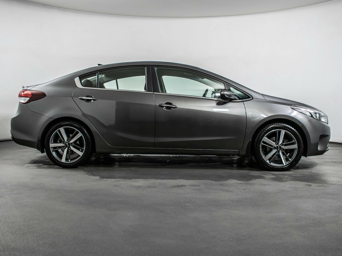 Kia Cerato с пробегом — 2019 год. Фото: #3