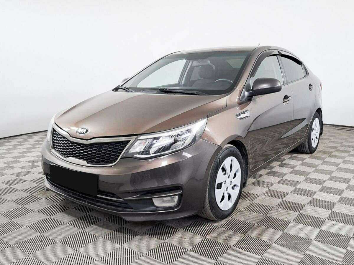 Kia Rio с пробегом — 2015 год. Посмотреть фото
