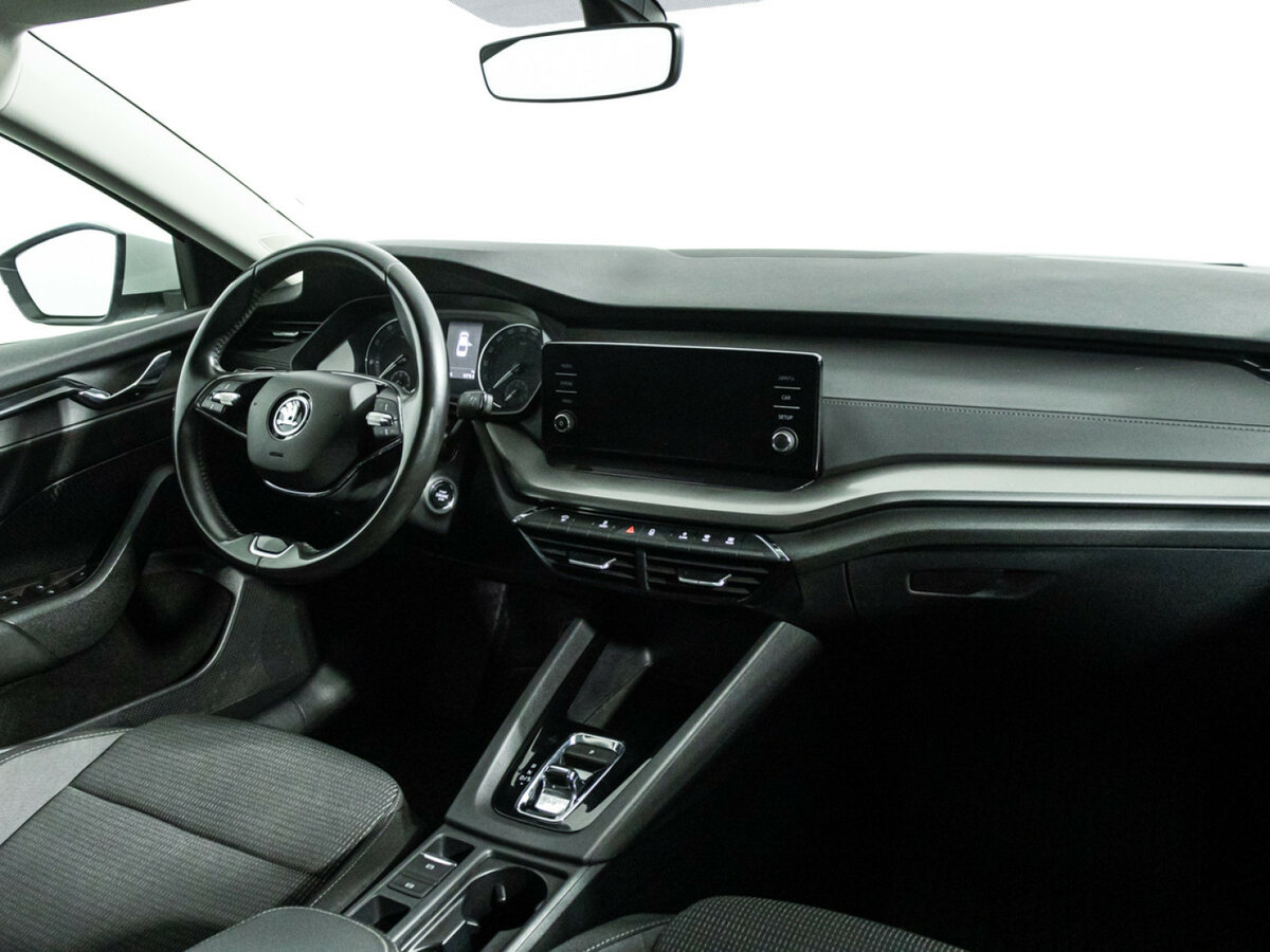 Skoda Octavia с пробегом — 2021 год. Фото: #8