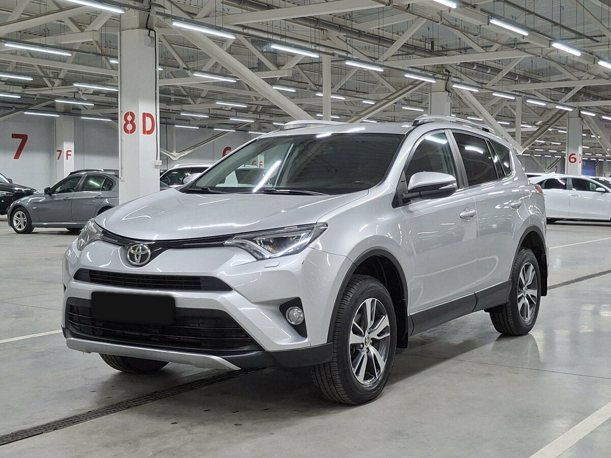Toyota RAV4 с пробегом — 2019 год. Фото: #0