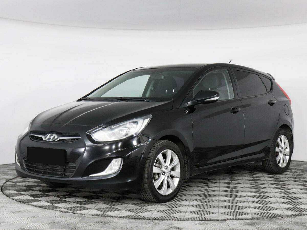 Hyundai Solaris с пробегом — 2012 год. Посмотреть фото