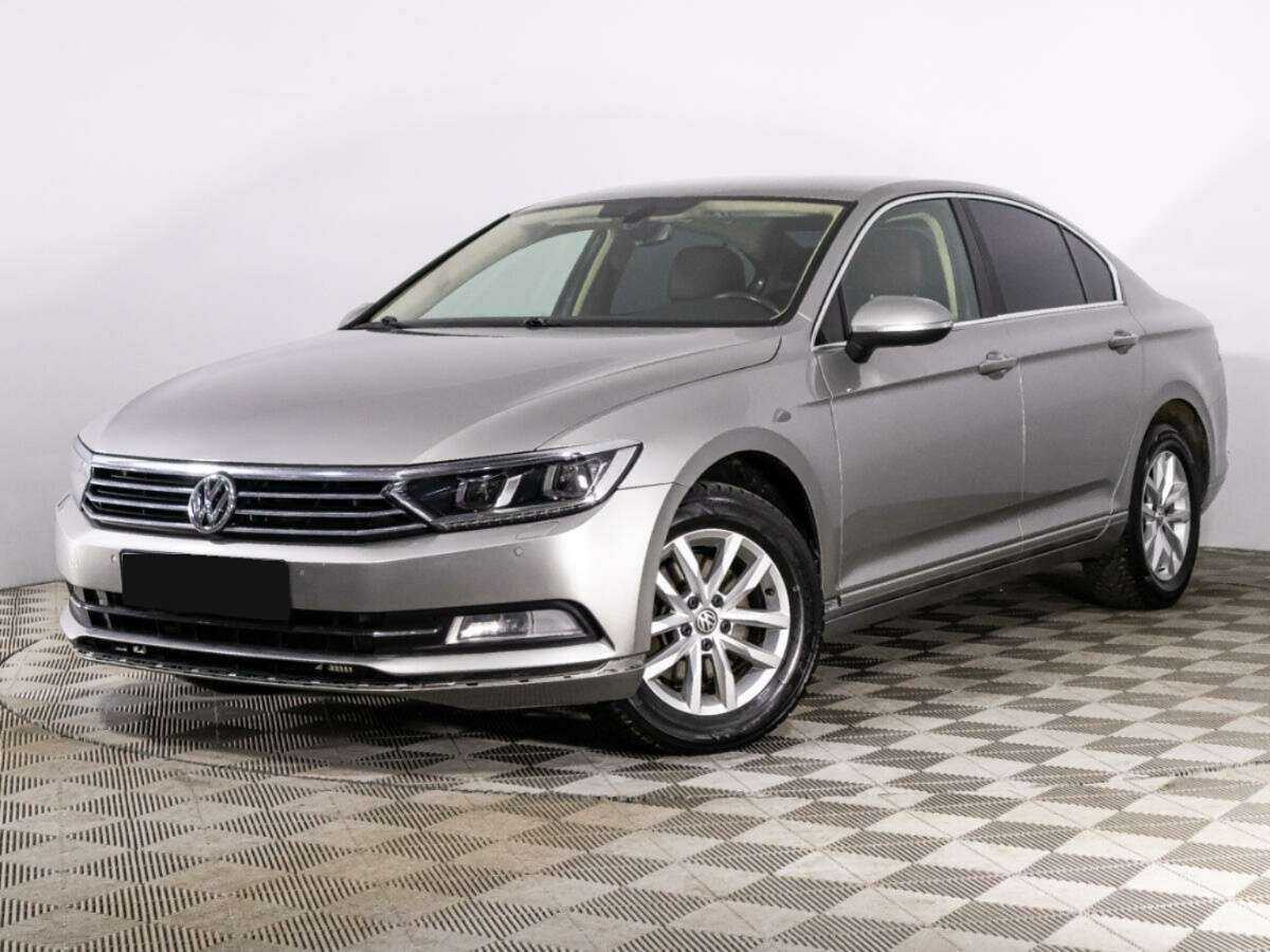 Volkswagen Passat с пробегом — 2017 год. Посмотреть фото