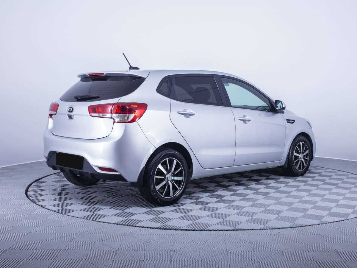 Kia Rio с пробегом — 2017 год. Фото: #4