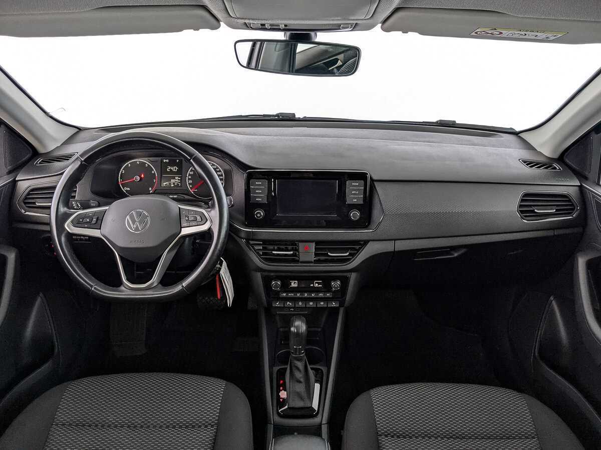 Volkswagen Polo с пробегом — 2021 год. Фото: #9