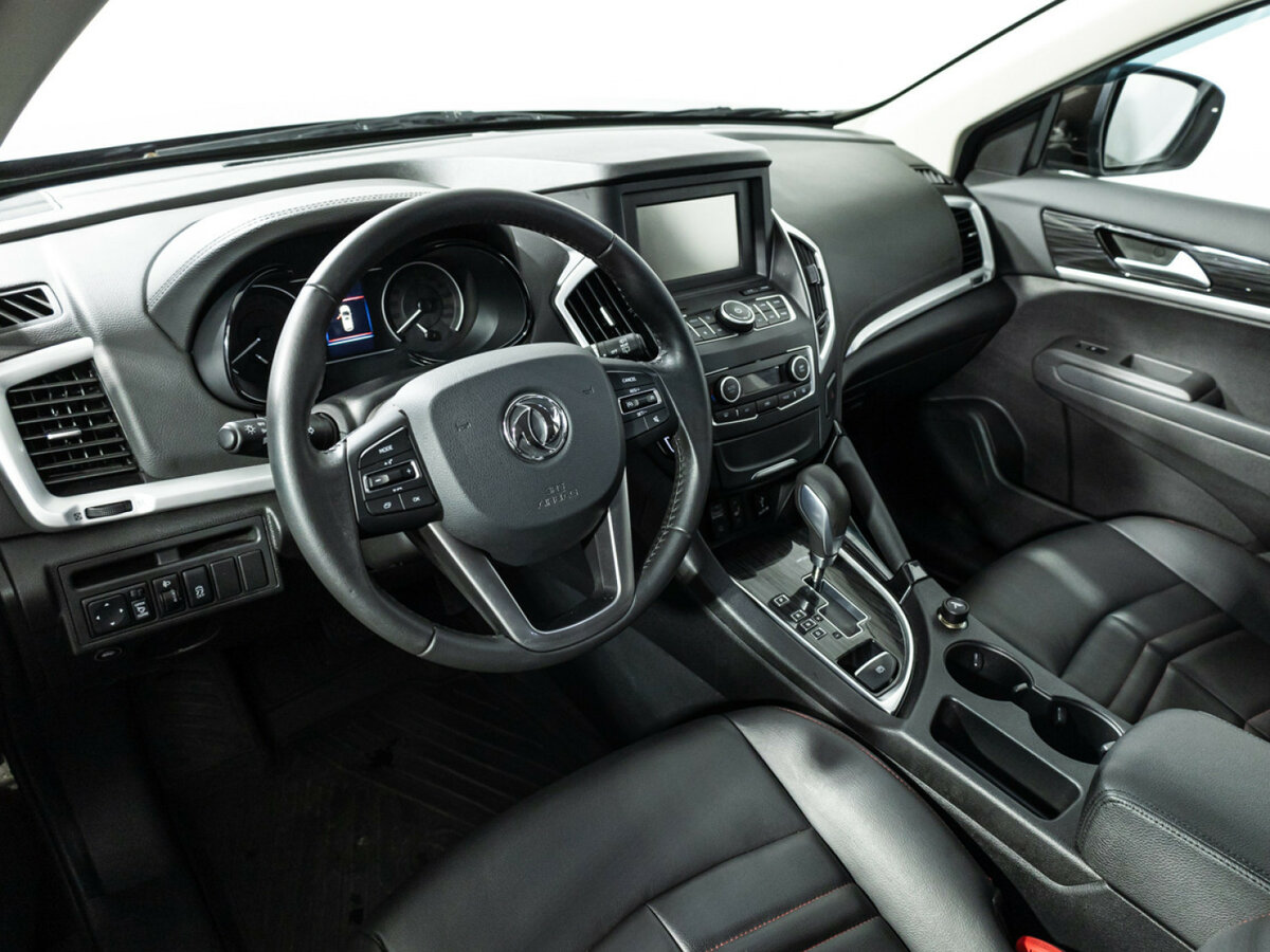 Dongfeng AX7 с пробегом — 2019 год. Фото: #10