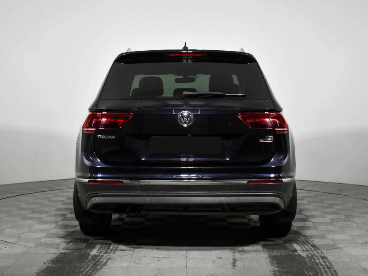 Volkswagen Tiguan с пробегом — 2017 год. Фото: #4