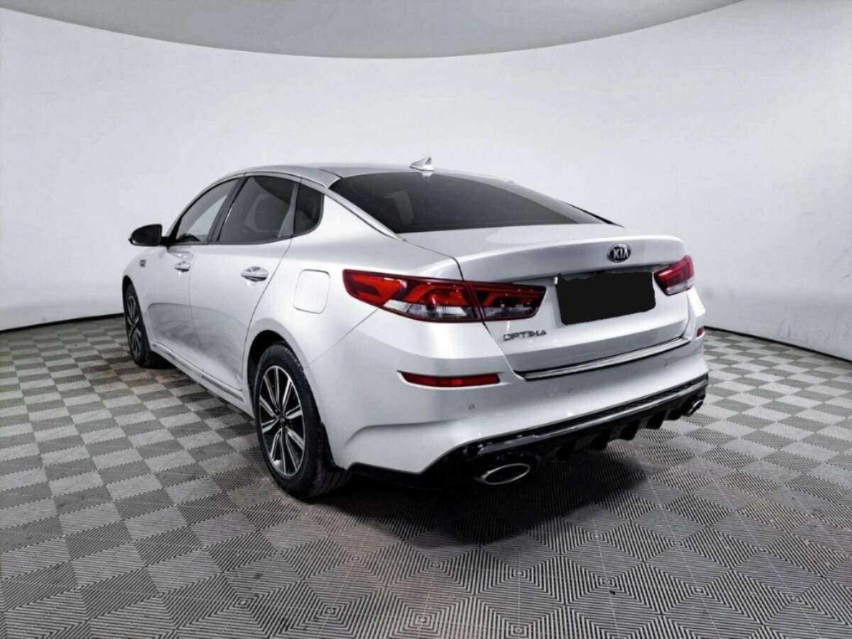 Kia Optima с пробегом — 2018 год. Фото: #6