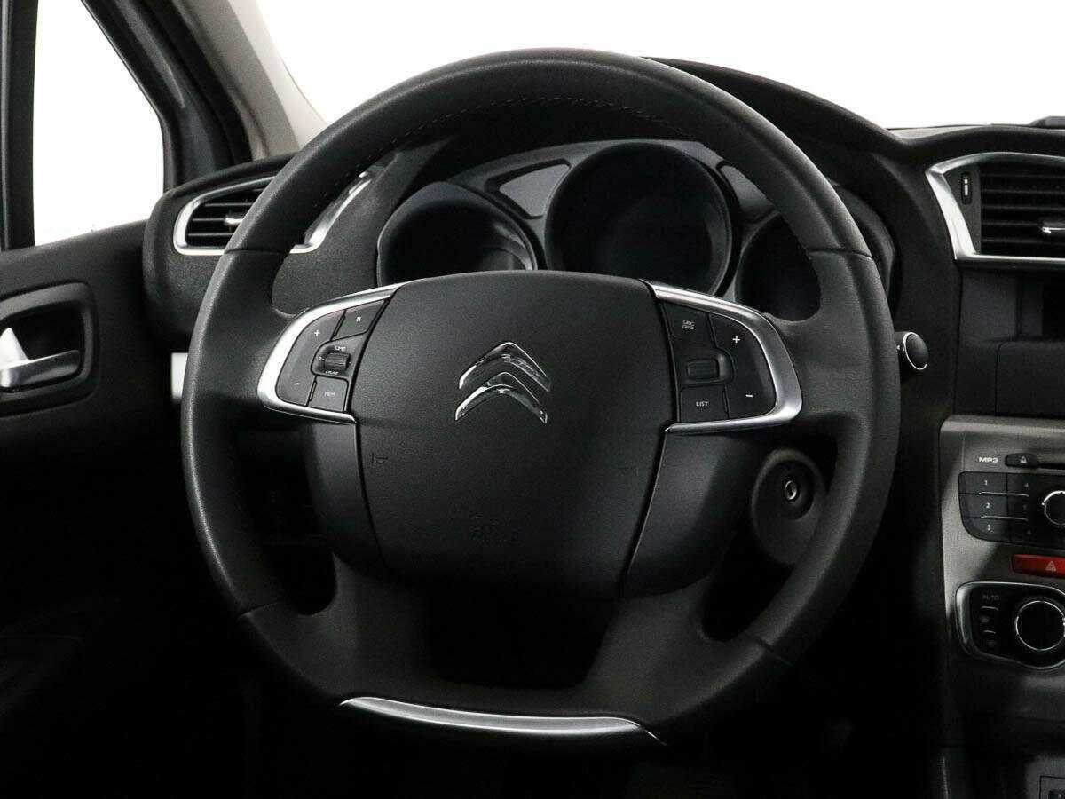Citroen C4 с пробегом — 2020 год. Фото: #9