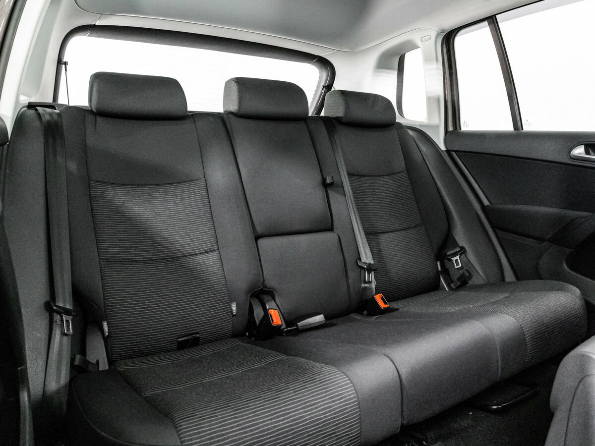 Volkswagen Tiguan с пробегом — 2014 год. Фото: #14