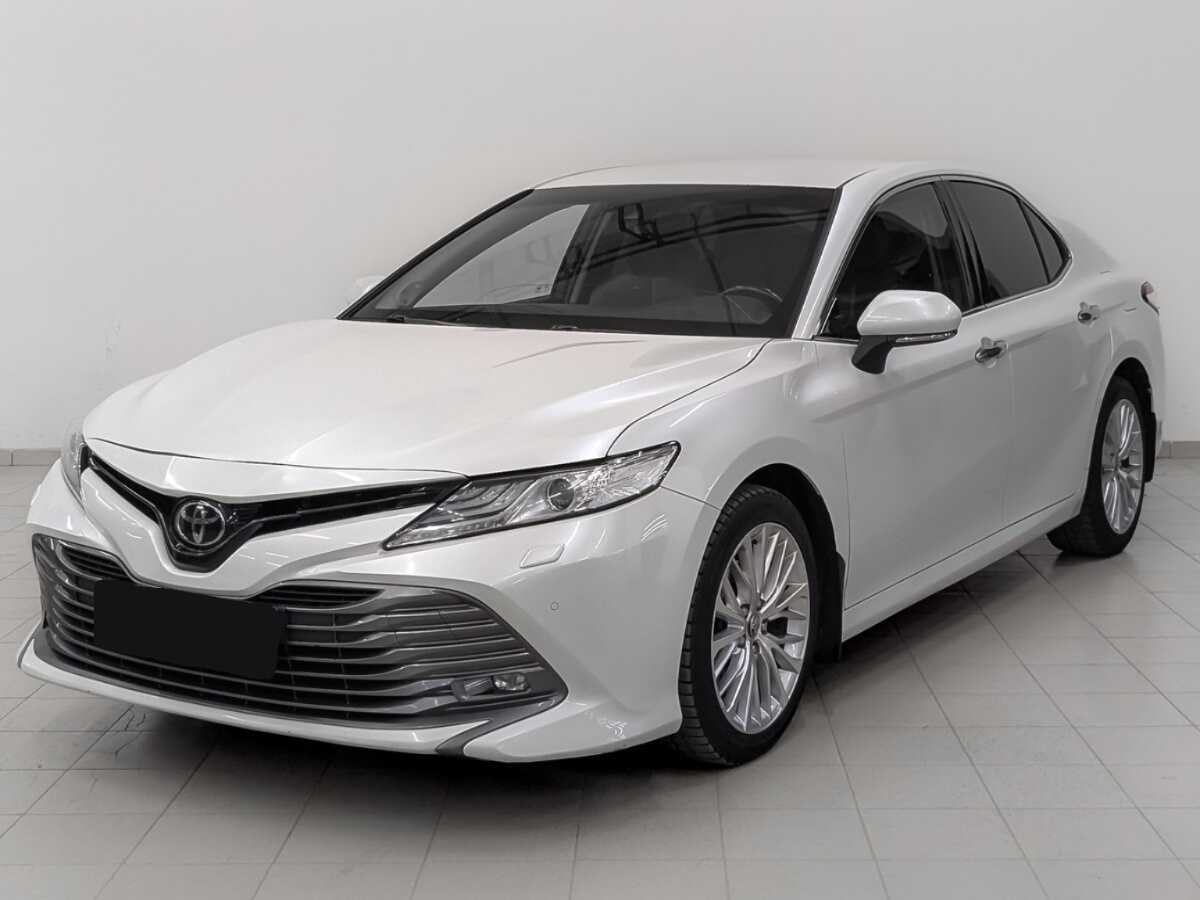 Toyota Camry с пробегом — 2019 год. Фото: #0