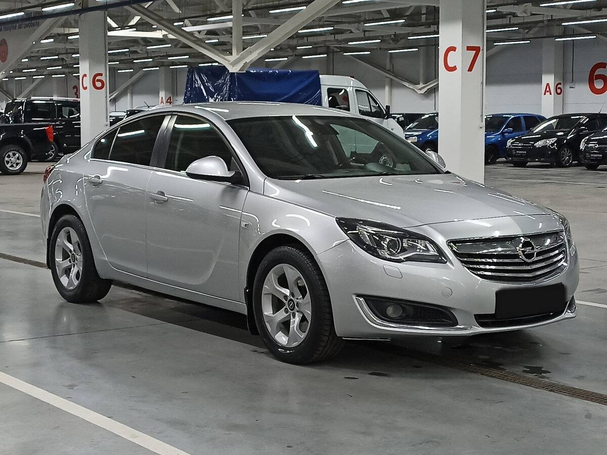 Opel Insignia с пробегом — 2014 год. Фото: #2