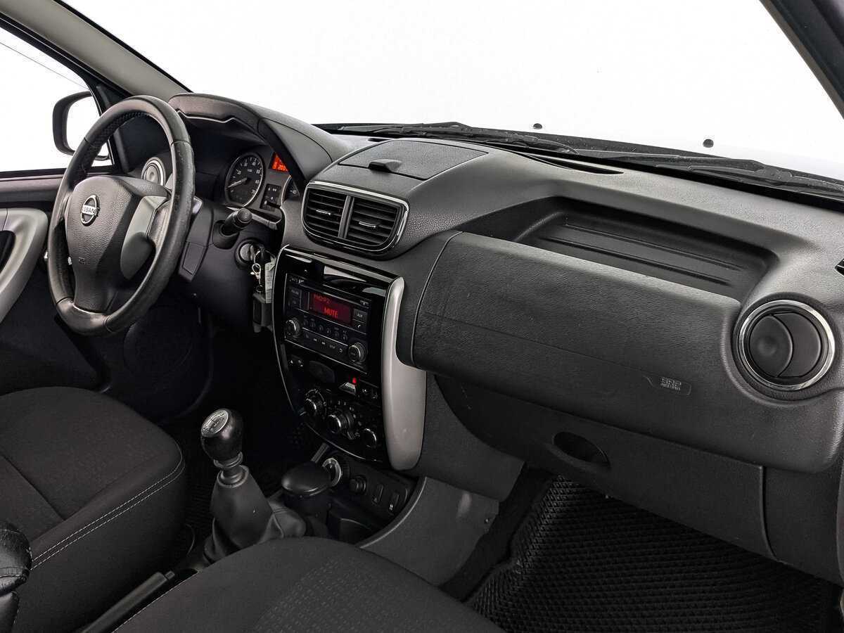 Nissan Terrano с пробегом — 2015 год. Фото: #10