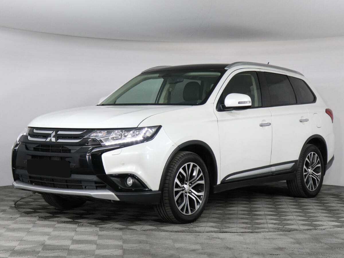 Mitsubishi Outlander с пробегом — 2016 год. Посмотреть фото
