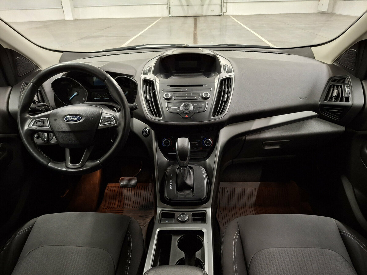 Ford Kuga с пробегом — 2018 год. Фото: #13