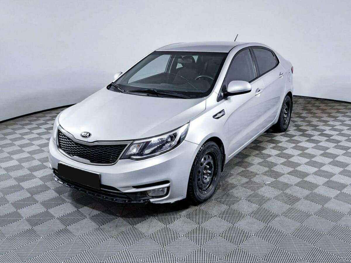 Kia Rio с пробегом — 2015 год. Фото: #0