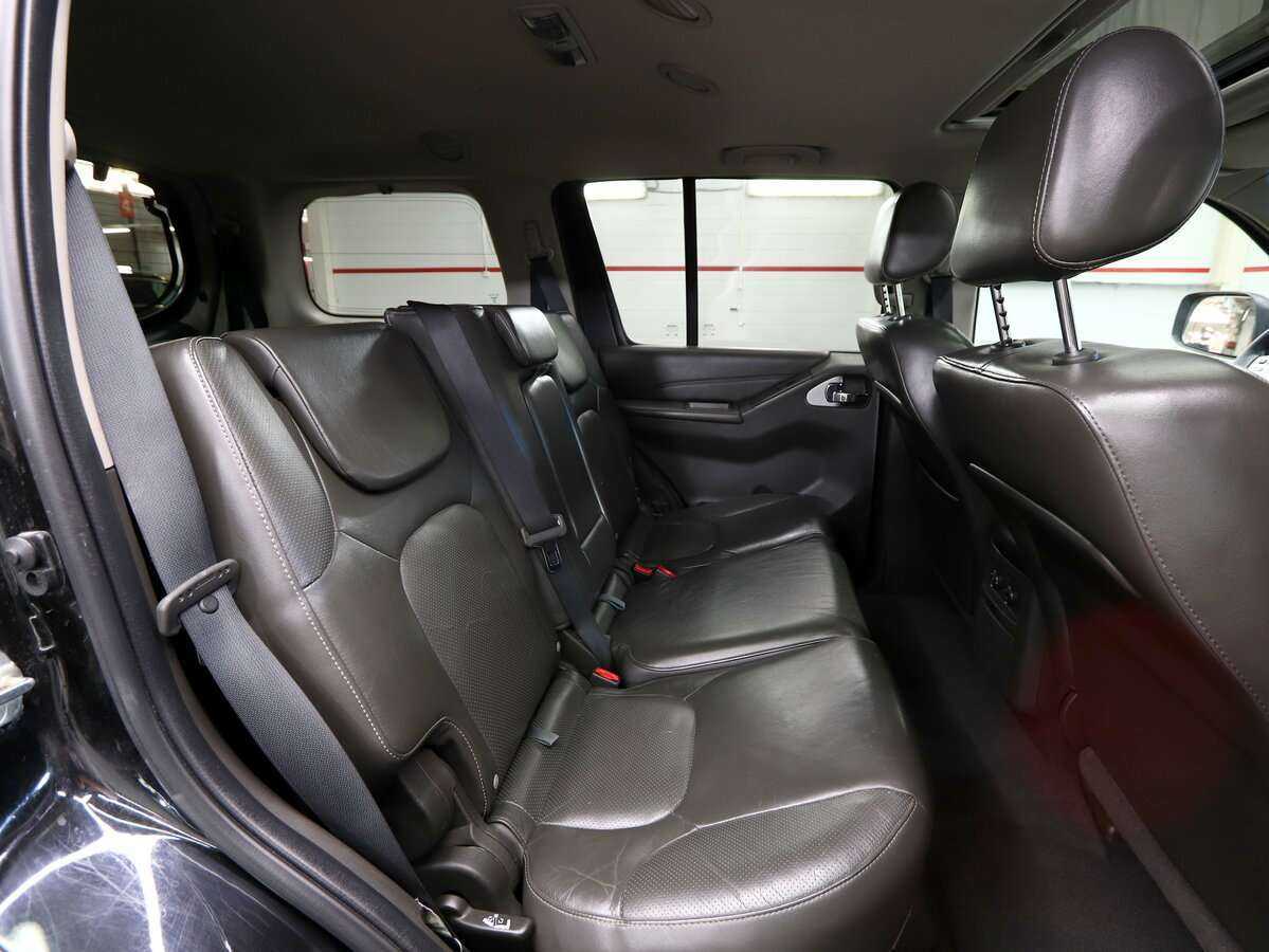 Nissan Pathfinder с пробегом — 2012 год. Фото: #21