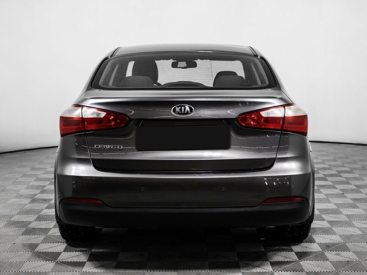 Kia Cerato с пробегом — 2016 год. Фото: #5