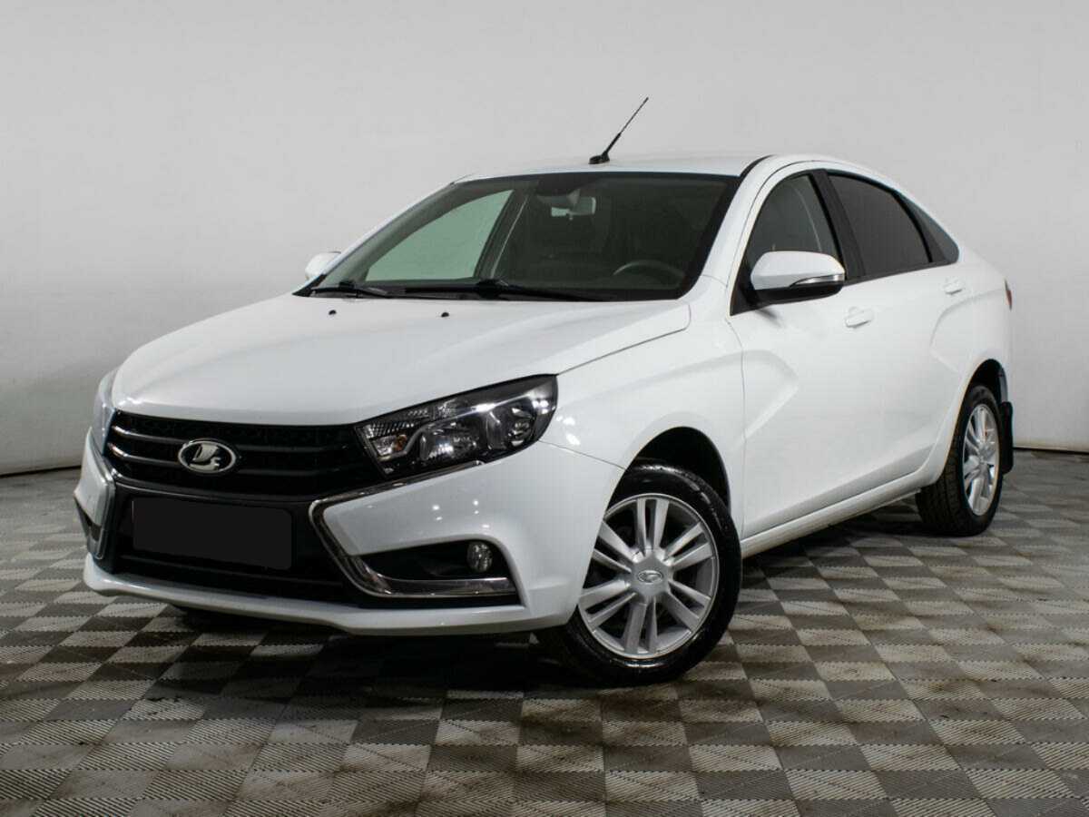 Lada (ВАЗ) Vesta с пробегом — 2018 год. Посмотреть фото