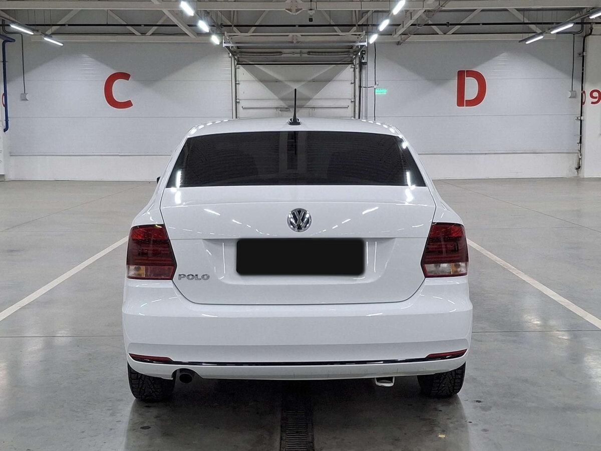 Volkswagen Polo с пробегом — 2019 год. Фото: #5