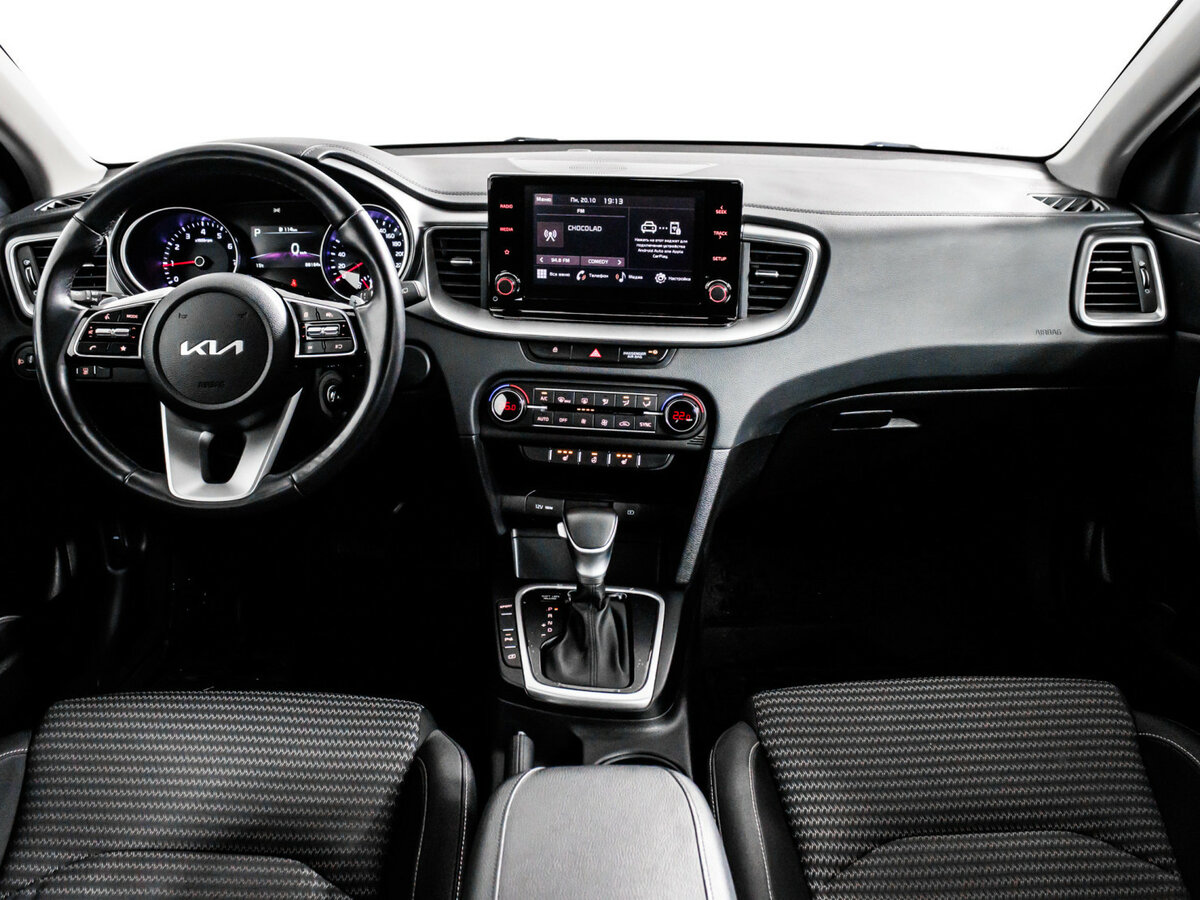 Kia Ceed с пробегом — 2022 год. Фото: #9