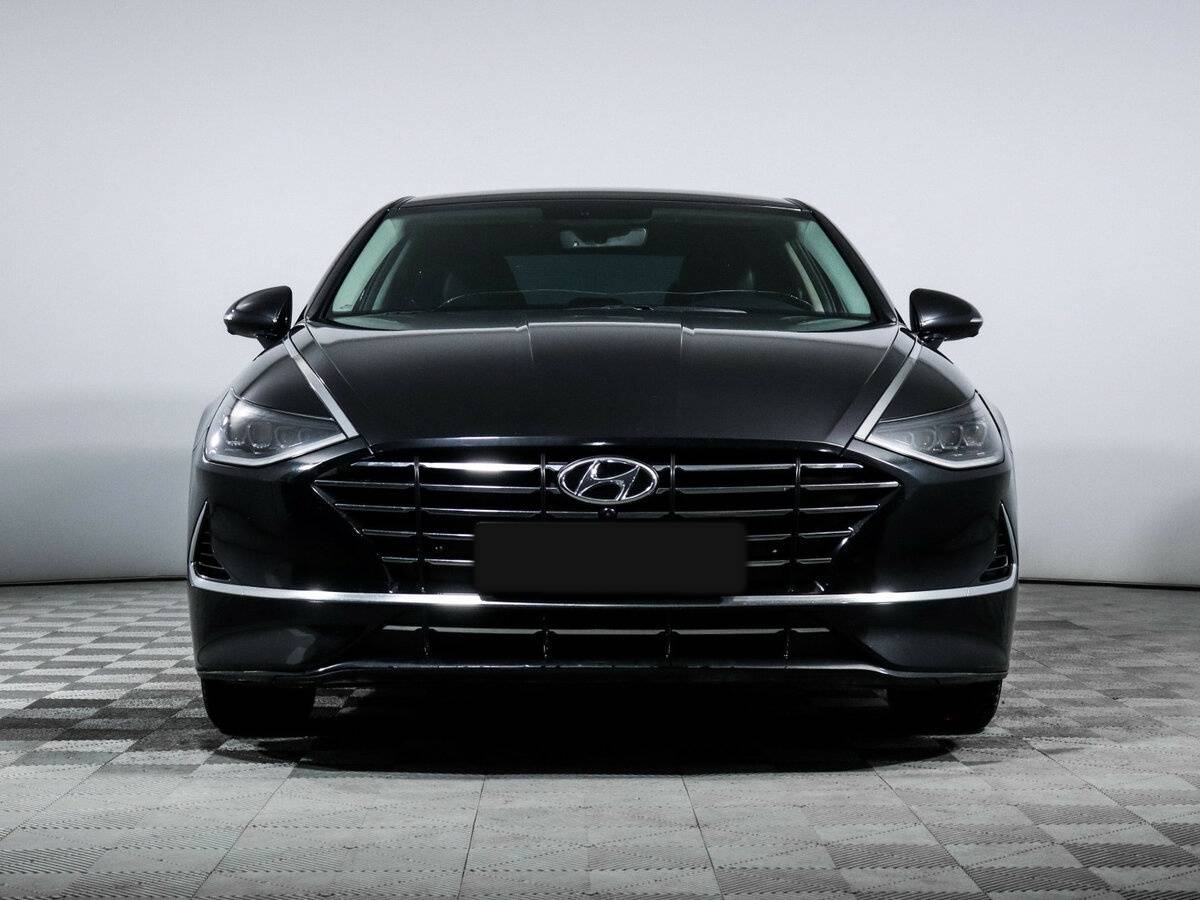 Hyundai Sonata с пробегом — 2022 год. Фото: #1