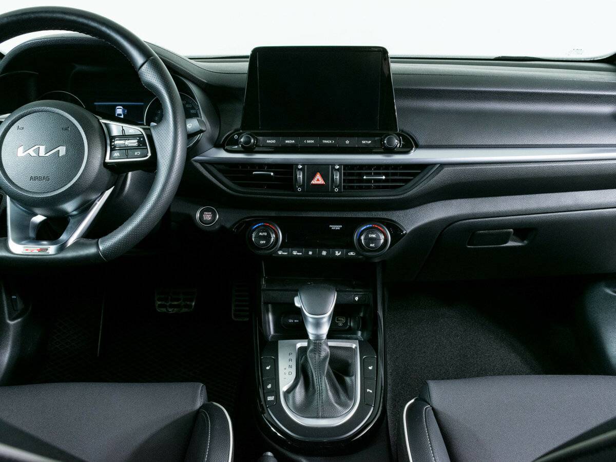 Kia Cerato с пробегом — 2021 год. Фото: #8