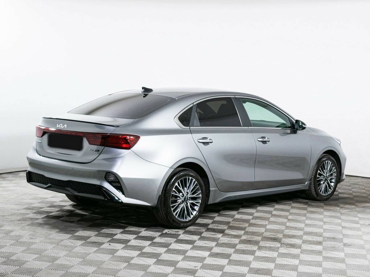 Kia Cerato с пробегом — 2021 год. Фото: #3