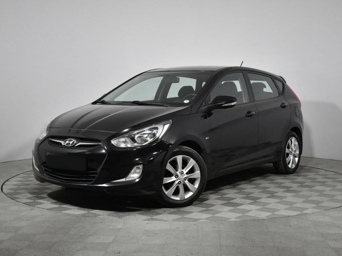 Hyundai Solaris с пробегом — 2012 год. Посмотреть фото