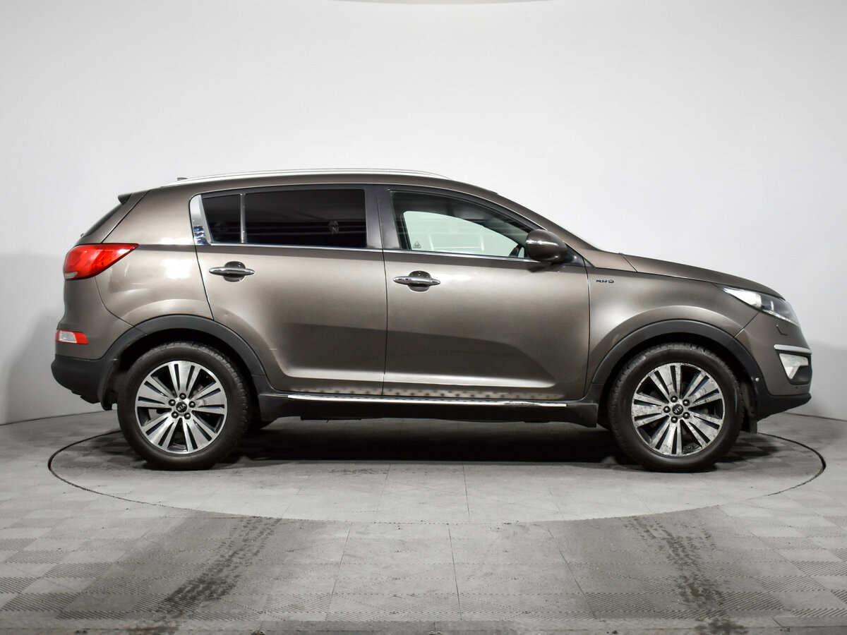 Kia Sportage с пробегом — 2014 год. Фото: #3