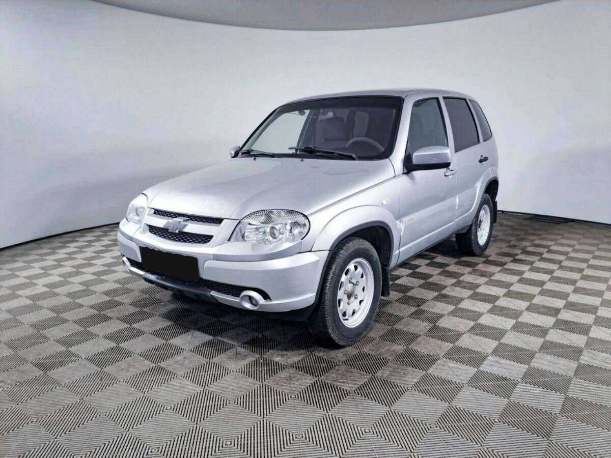 Chevrolet Niva с пробегом — 2016 год. Фото: #0