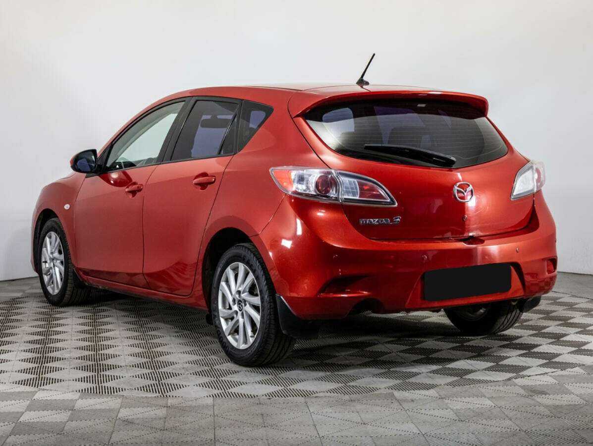 Mazda 3 с пробегом — 2012 год. Фото: #6
