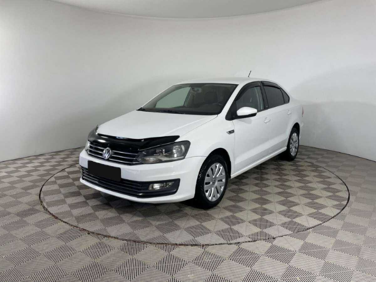 Volkswagen Polo с пробегом — 2016 год. Фото: #0