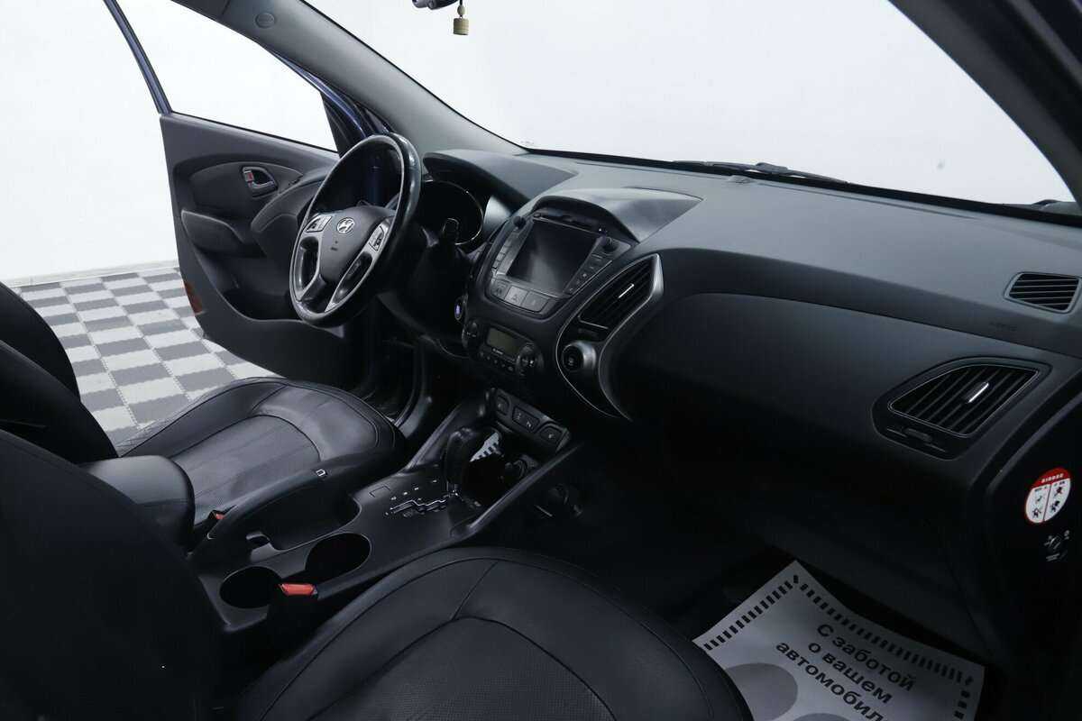 Hyundai ix35 с пробегом — 2015 год. Фото: #17