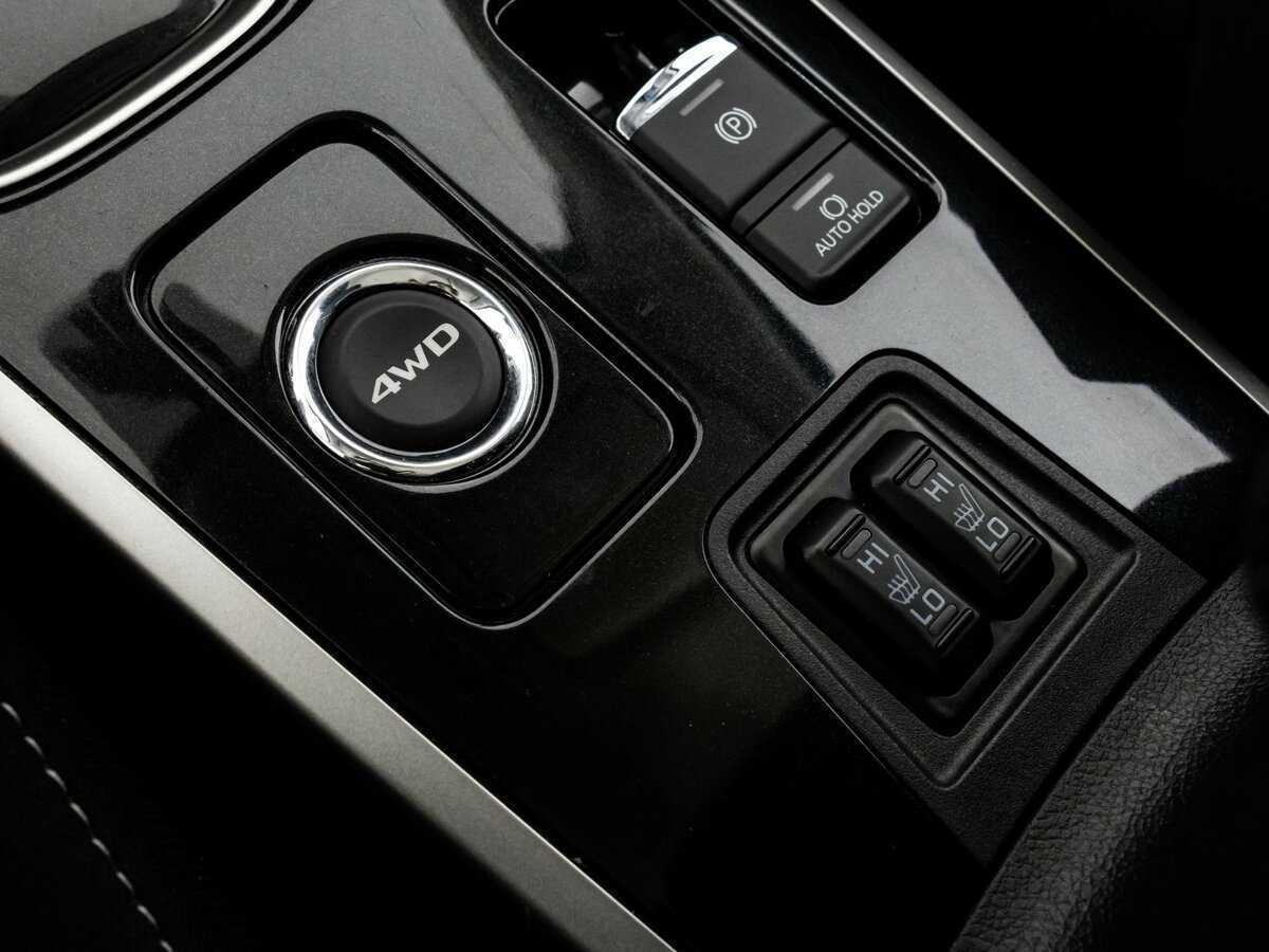 Mitsubishi Outlander с пробегом — 2018 год. Фото: #11