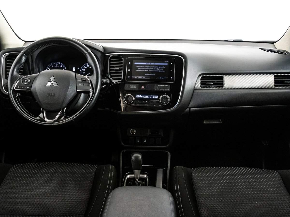 Mitsubishi Outlander с пробегом — 2018 год. Фото: #9